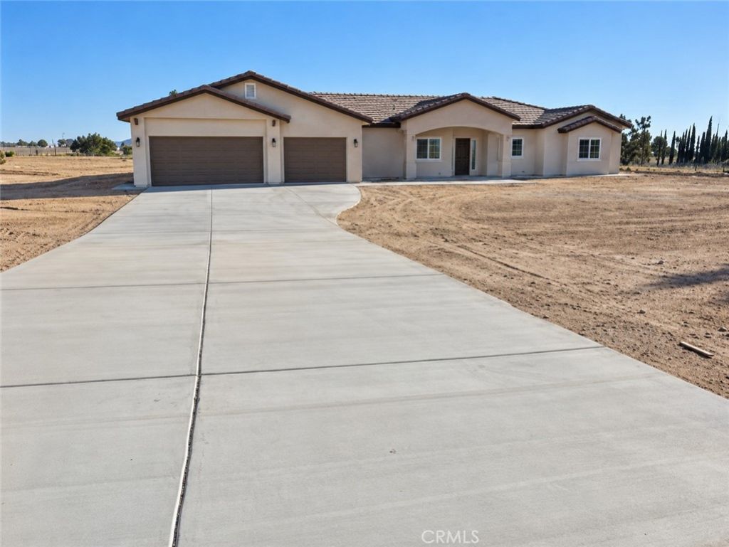 14070 Mission, Oak Hills, CA 92344 Main Photo