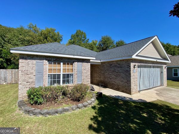 112 Sunnymeade Drive, Warner Robins, GA 31093