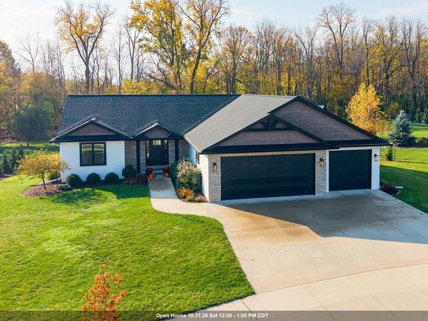 1532 INTEGRITY WAY, Neenah, WI 54956
