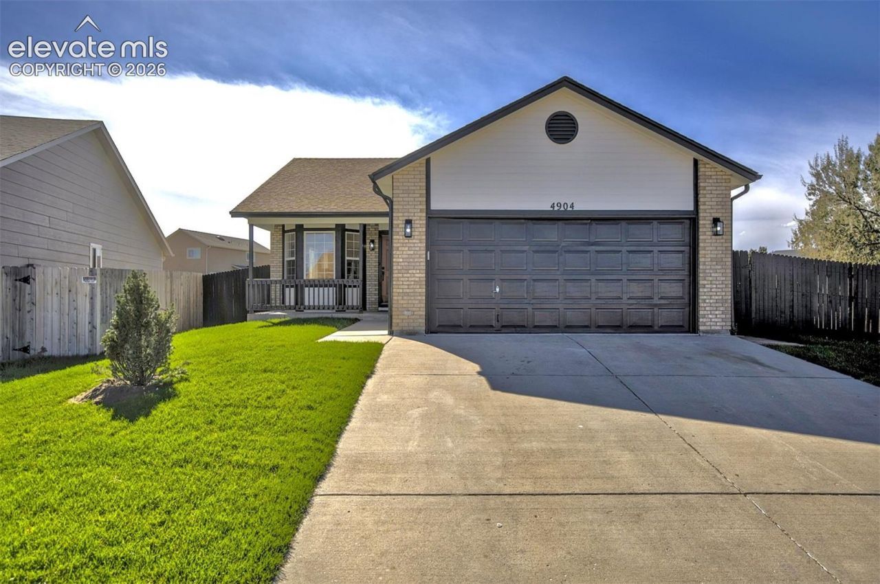 4904 Pathfinder Drive, Colorado Springs, CO 80911 Main Photo
