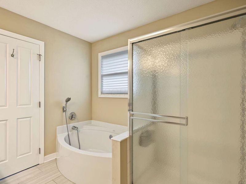 8833 Meadow Grass Lane, Lewis Center, OH 43035 Photo 19