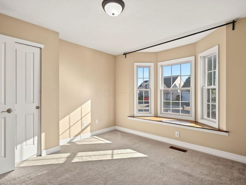 8833 Meadow Grass Lane, Lewis Center, OH 43035 Photo 22
