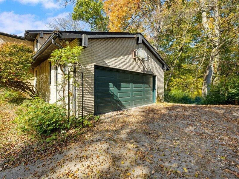 1341 Stratford Drive, Piqua, OH 45356 Photo 4