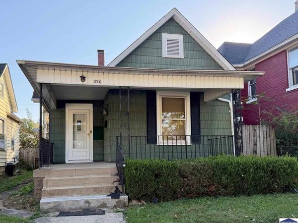 226 S 15th Street, Terre Haute, IN 47802