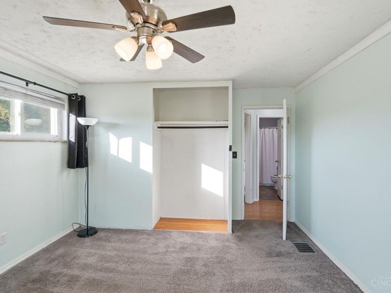 2676 Sandhurst Drive, Colerain Township, OH 45239 Photo 10