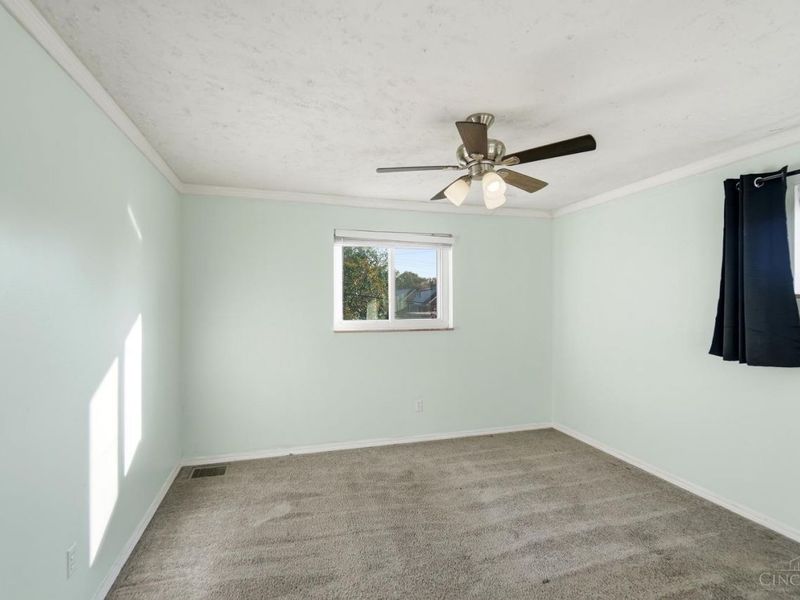 2676 Sandhurst Drive, Colerain Township, OH 45239 Photo 9