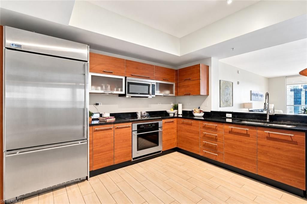 3000 Oasis Grand Blvd, Unit 1401, Fort Myers, FL 33916 Photo