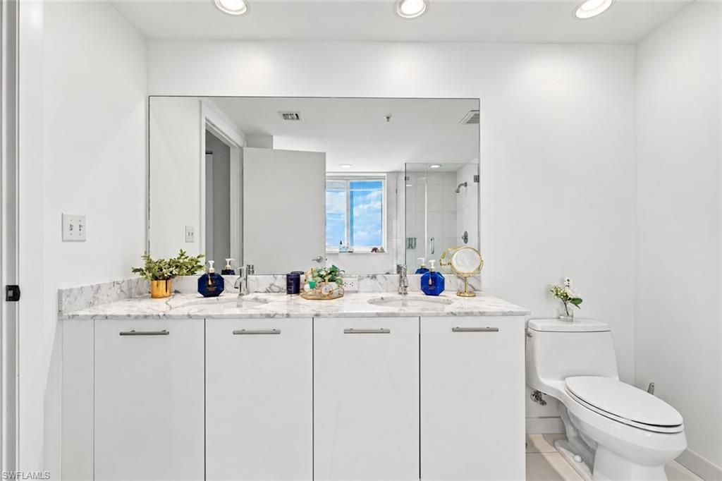 3000 Oasis Grand Blvd, Unit 1401, Fort Myers, FL 33916 Photo