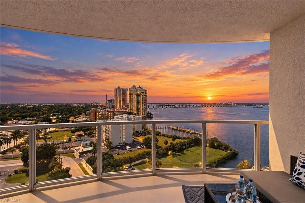 3000 Oasis Grand Blvd, Unit 1401, Fort Myers, FL 33916 Photo