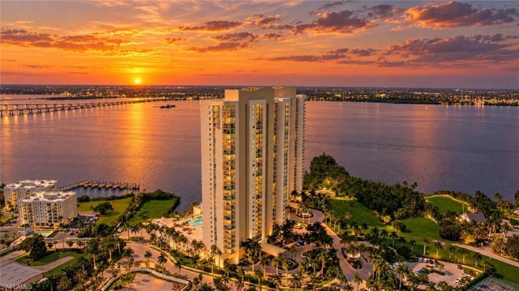 3000 Oasis Grand Blvd, Unit 1401, Fort Myers, FL 33916 Photo