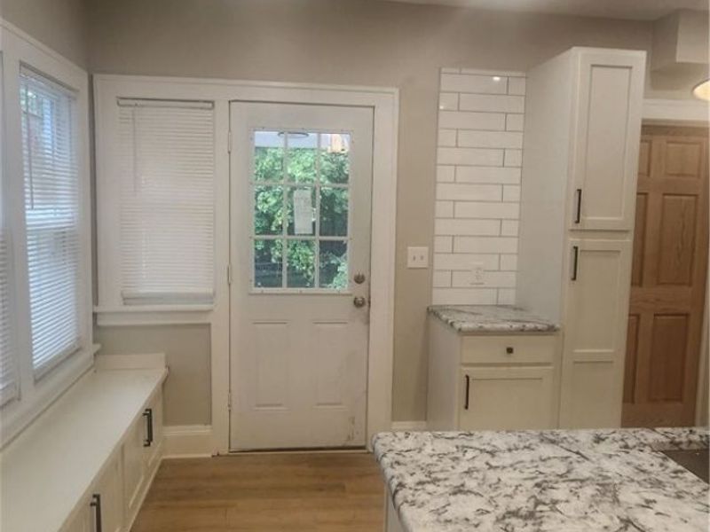 13109 Cedar Road, Cleveland Heights, OH 44118 Photo 8