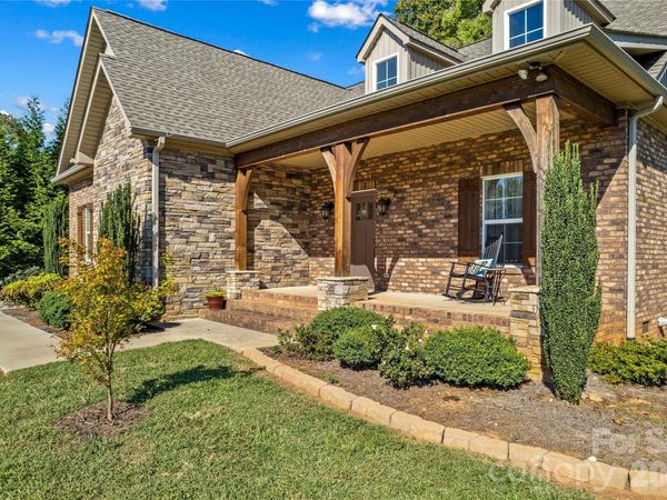 178 Nellwood Court , Mocksville, NC 27028