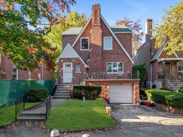 1187 Lakewood Place , Bronx, NY 10461
