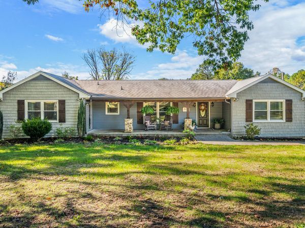 1929 Wheatland RD , Bedford, VA 24523