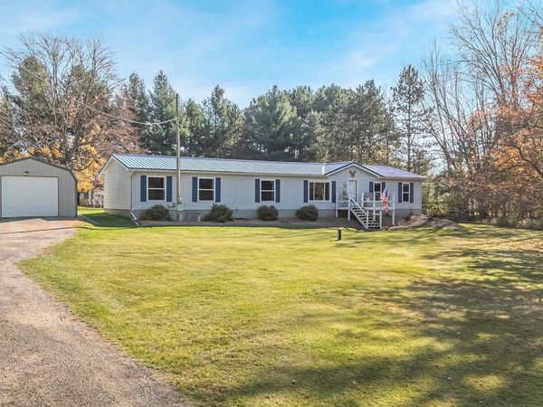 N10714 SCHOOL ROAD, Clintonville, WI 54929