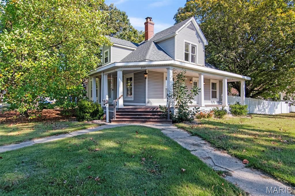 603 E Hauser Street, Litchfield, IL 62056 Main Photo