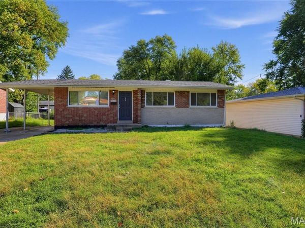 7016 Marlac Drive, Hazelwood, MO 63042