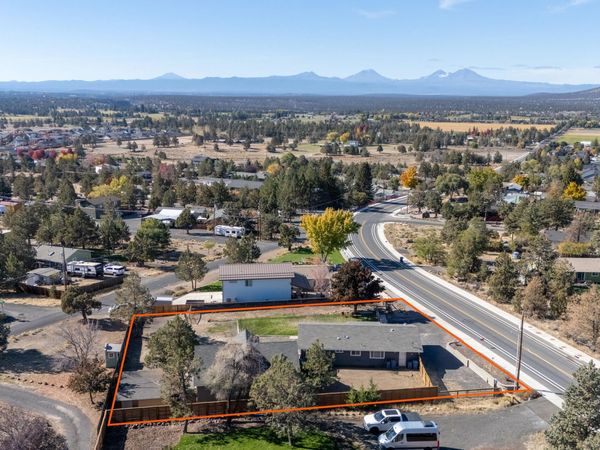 4360 SW Reservoir Drive, Redmond, OR 97756