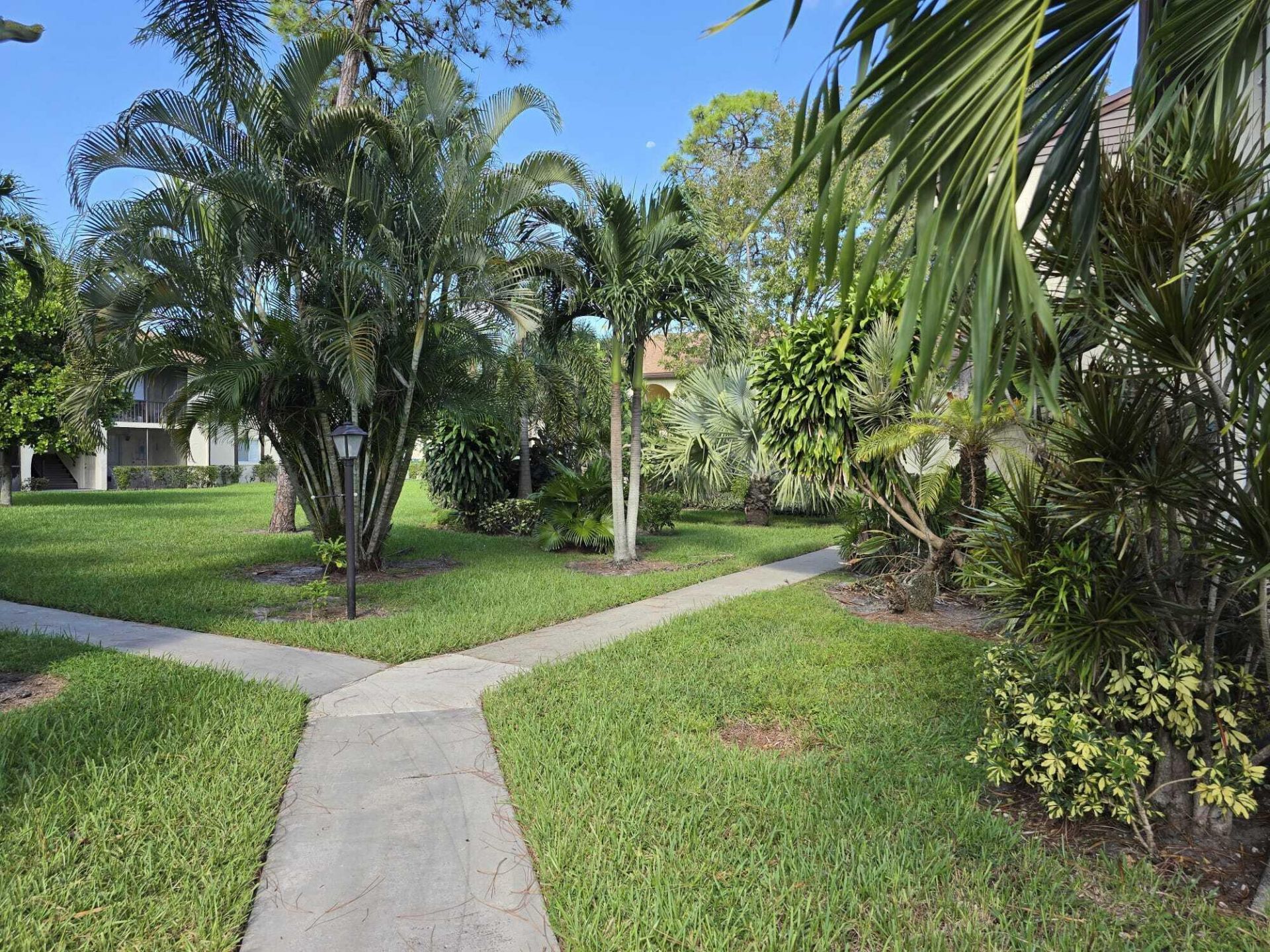 2907 Ashley Drive W, Unit A, West Palm Beach, FL 33415 Photo