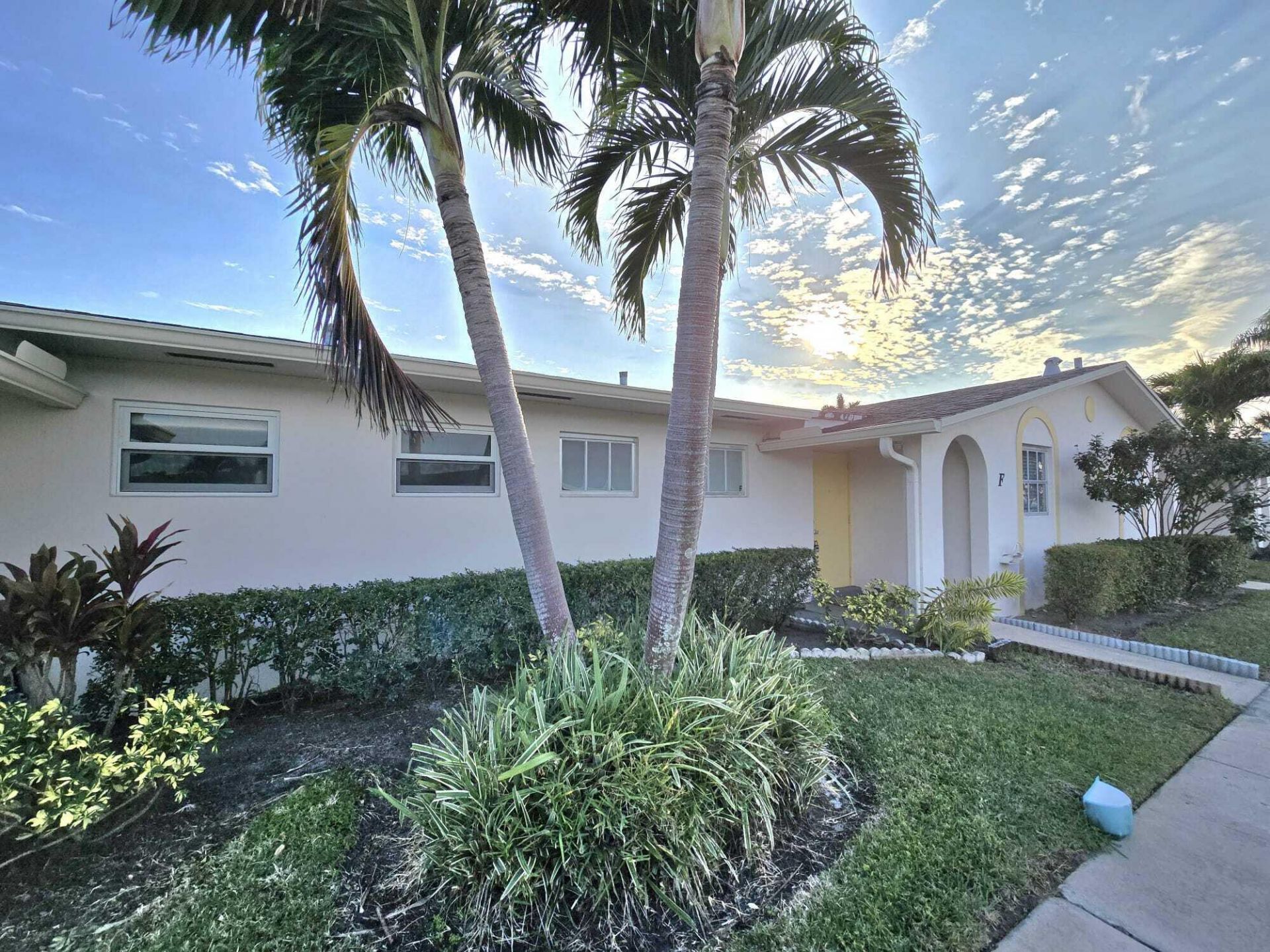 2907 Ashley Drive W, Unit A, West Palm Beach, FL 33415 Photo