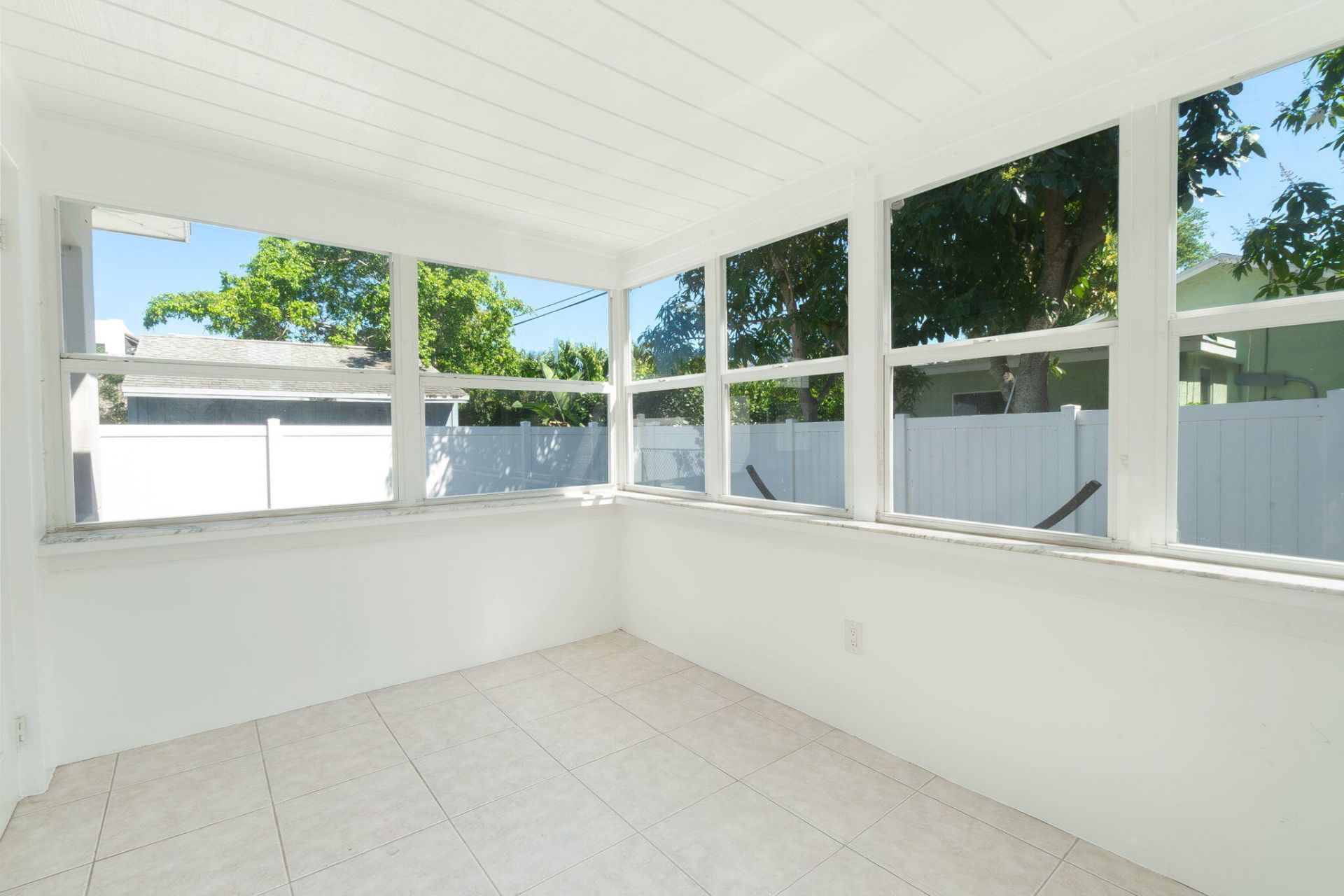 214 NE 11th Street, Unit #B, Delray Beach, FL 33444 Photo
