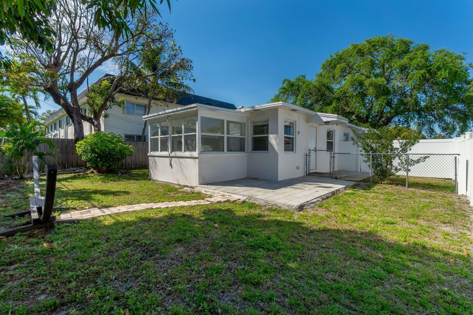 214 NE 11th Street, Unit #B, Delray Beach, FL 33444 Photo
