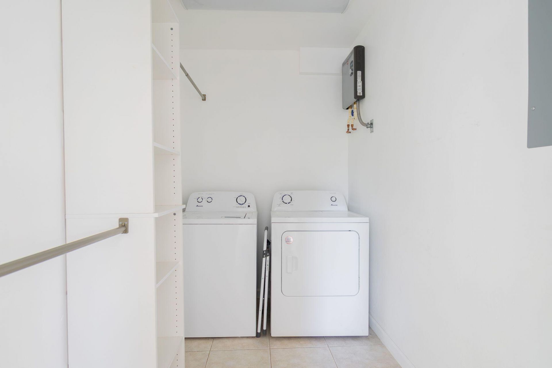 214 NE 11th Street, Unit #B, Delray Beach, FL 33444 Photo