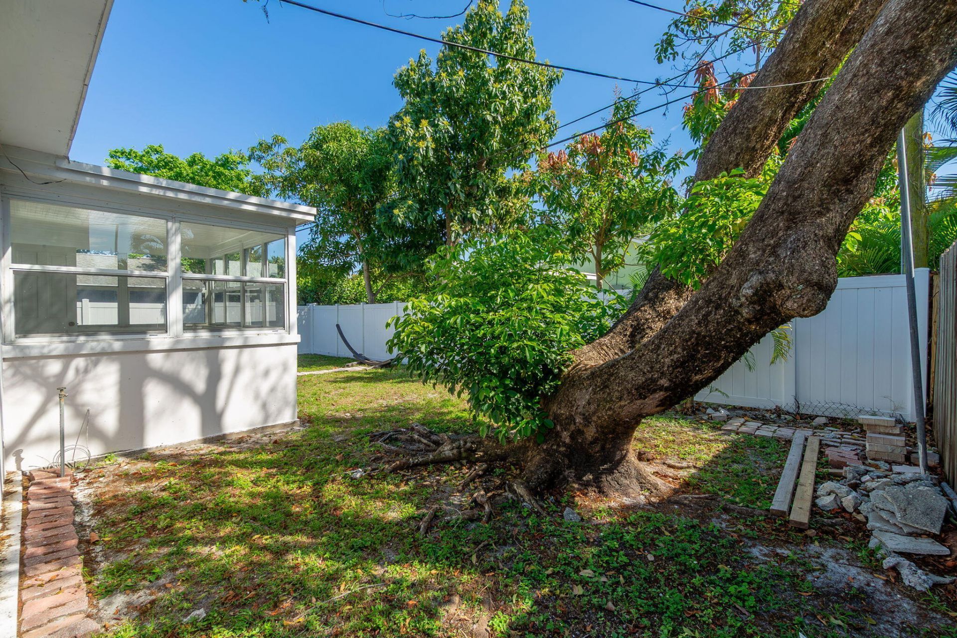 214 NE 11th Street, Unit #B, Delray Beach, FL 33444 Photo