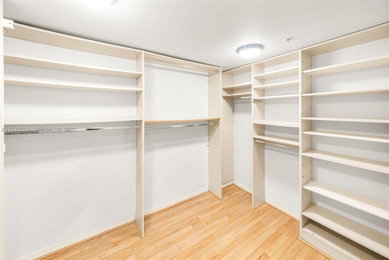 2880 NE 14th St Cswy , Unit 404, Pompano Beach, FL 33062 Photo