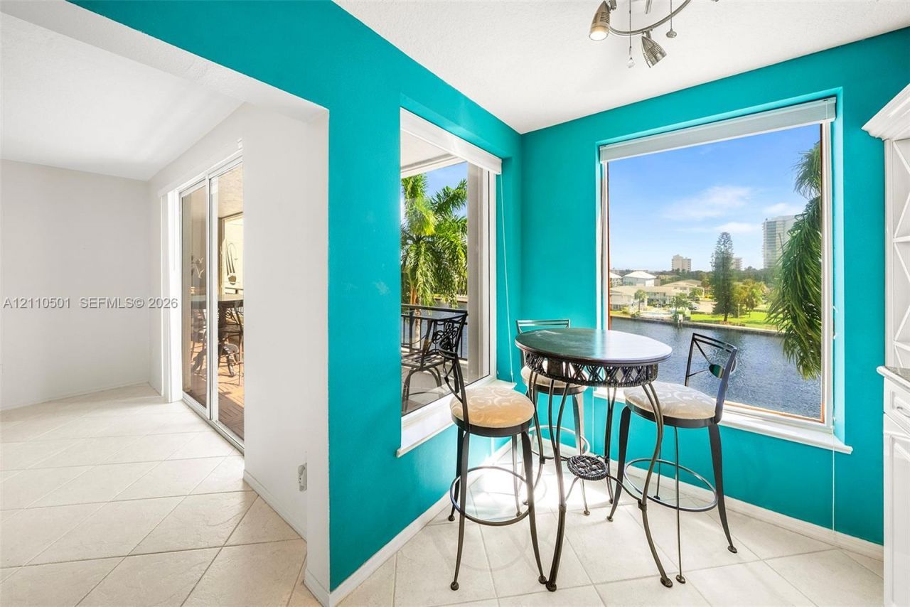 2880 NE 14th St Cswy , Unit 404, Pompano Beach, FL 33062 Photo