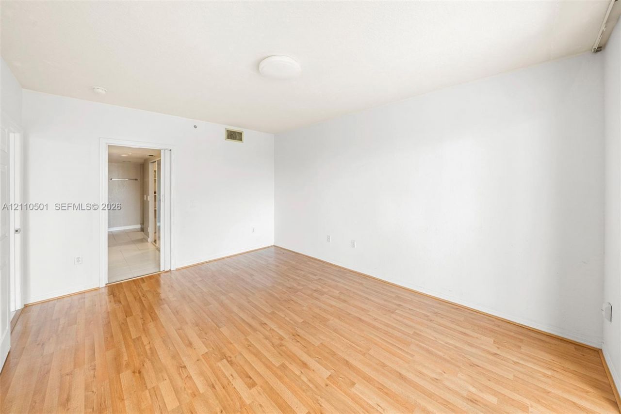 2880 NE 14th St Cswy , Unit 404, Pompano Beach, FL 33062 Photo