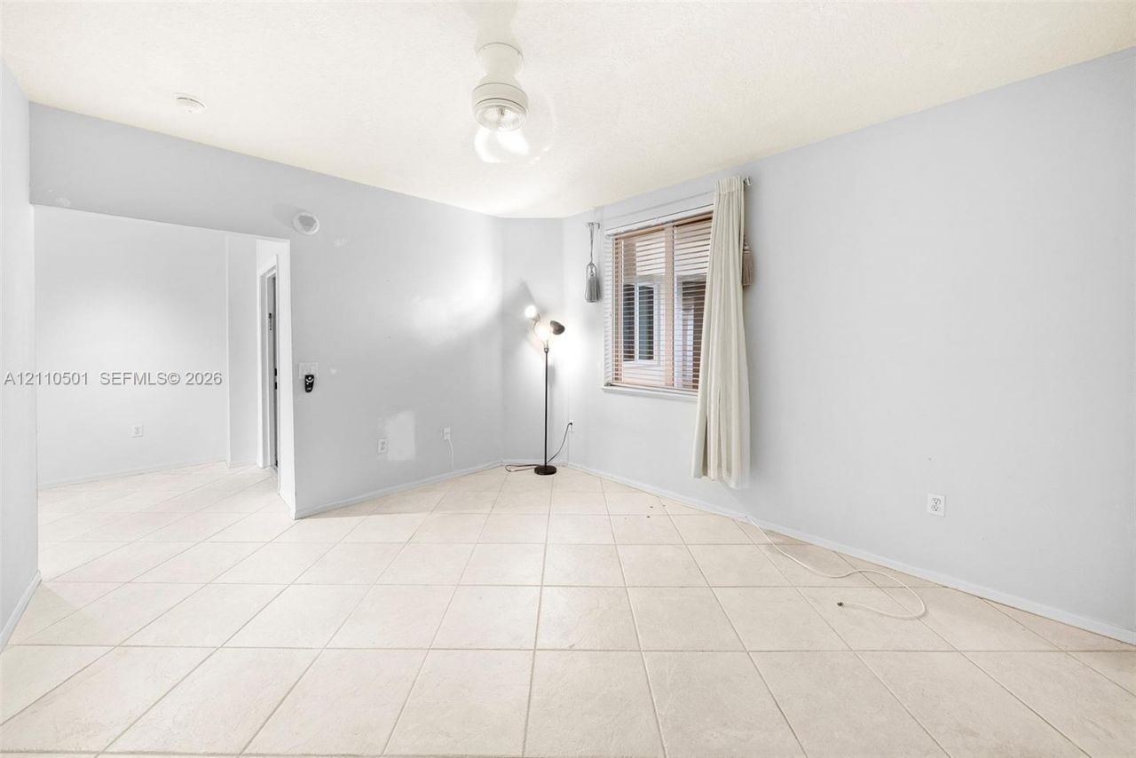 2880 NE 14th St Cswy , Unit 404, Pompano Beach, FL 33062 Photo