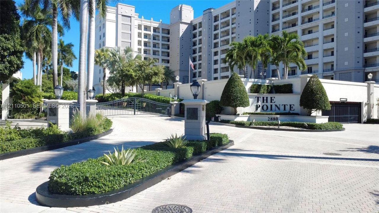 2880 NE 14th St Cswy , Unit 404, Pompano Beach, FL 33062 Photo