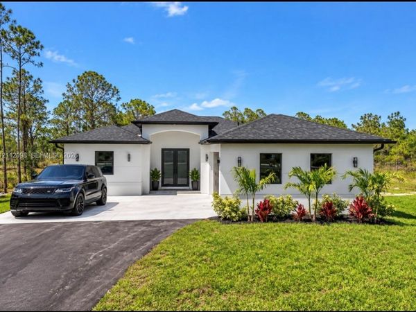 3015 W 46th st , Lehigh Acres, FL 33971