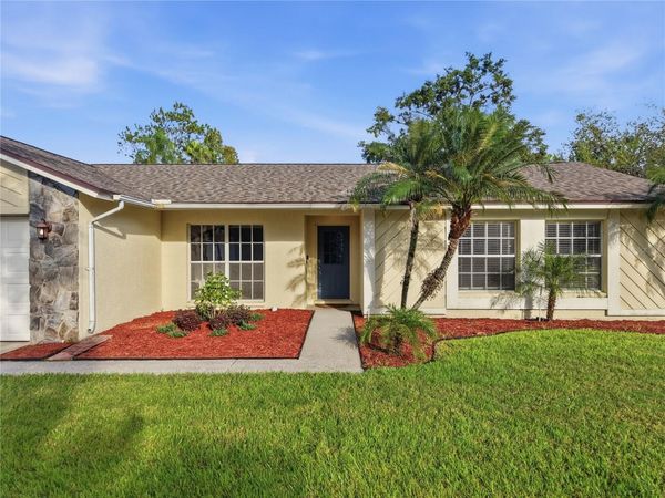 9801 CREEK CROSS STREET , TAMPA, FL 33647