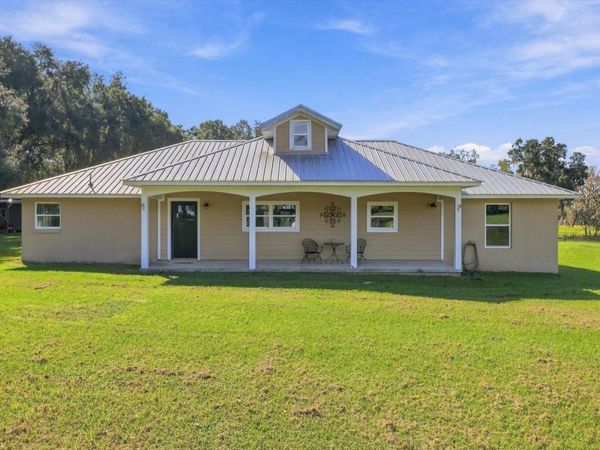 6420 CR 569, CENTER HILL, FL 33514