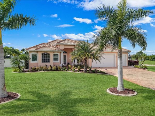 3106 SW 26TH COURT , CAPE CORAL, FL 33914