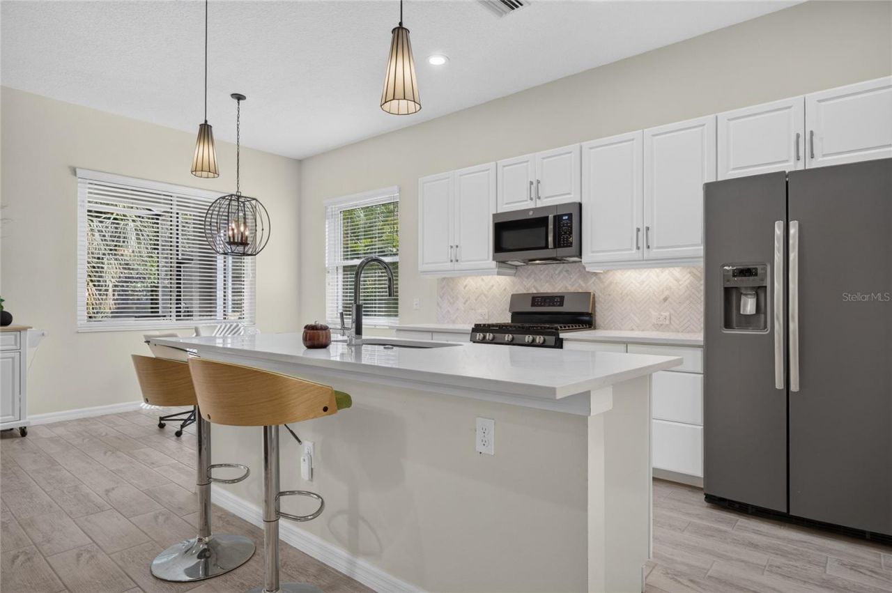 3803 Woodcliff Lake Terrace , Sarasota, FL 34243 Photo