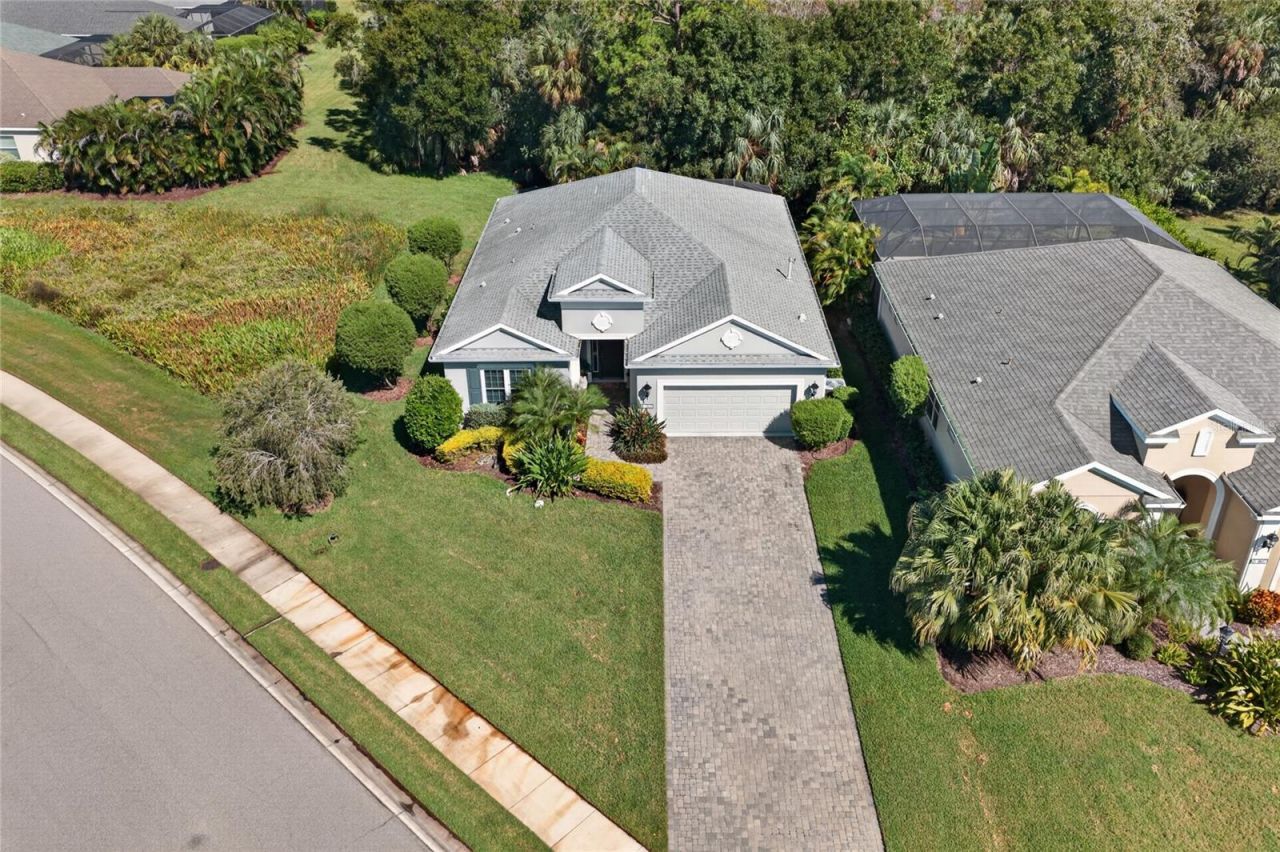 3803 Woodcliff Lake Terrace , Sarasota, FL 34243 Photo