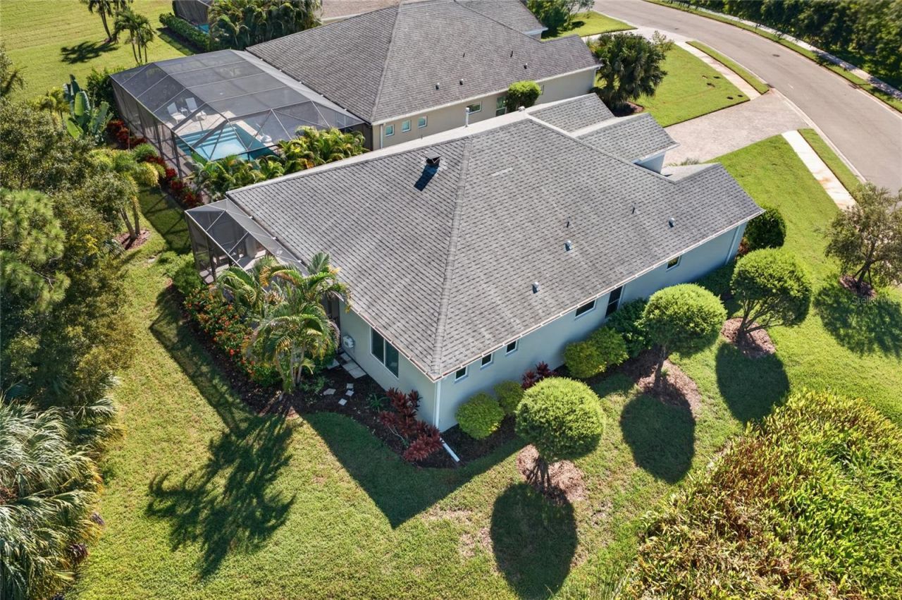 3803 Woodcliff Lake Terrace , Sarasota, FL 34243 Photo