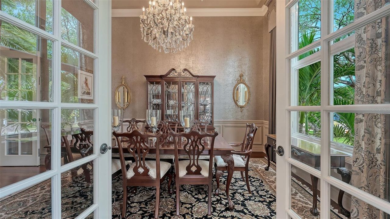1240 Hillview Drive, Sarasota, FL 34239 Photo