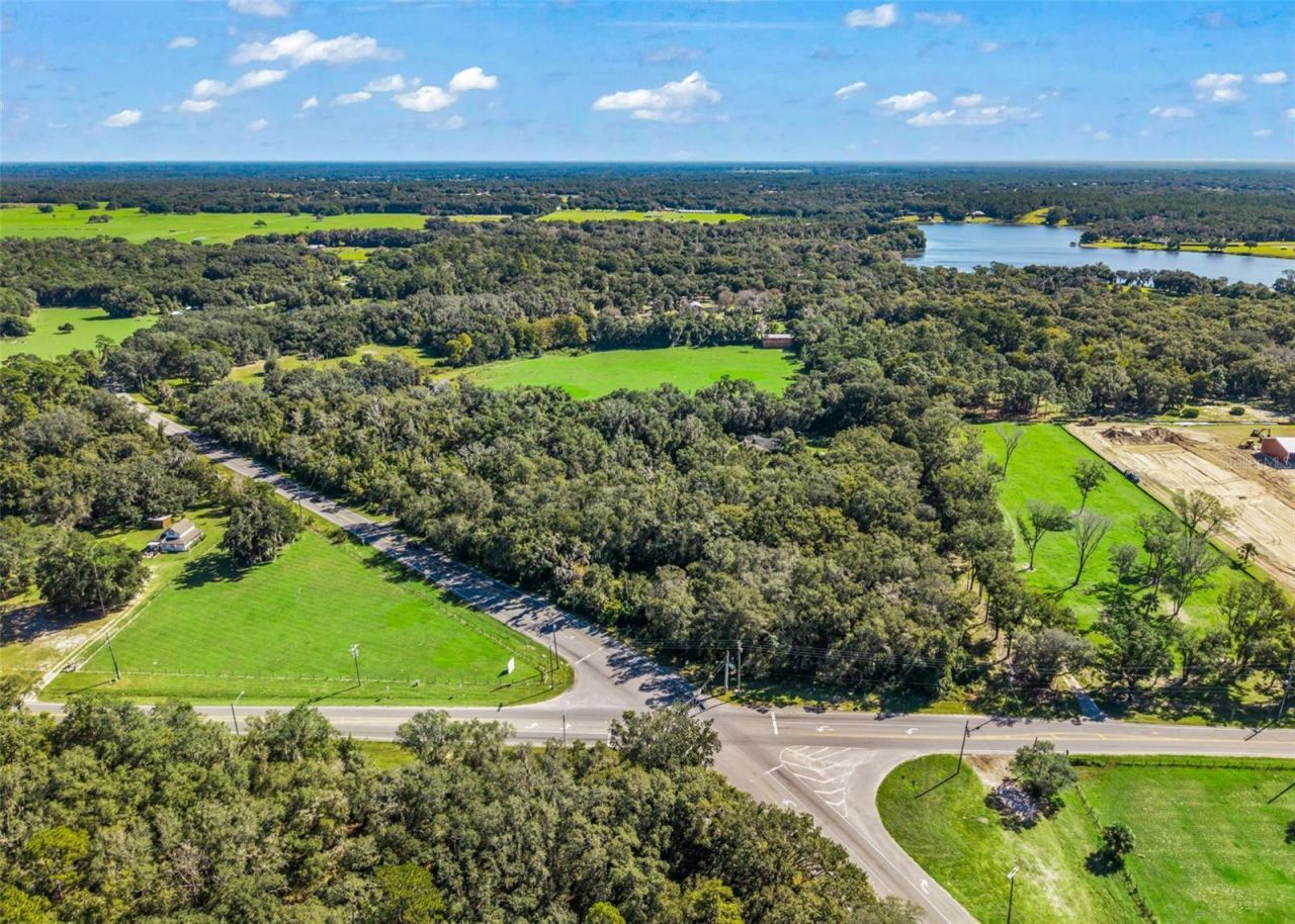 21520 County Road 44a , Eustis, FL 32736 Photo