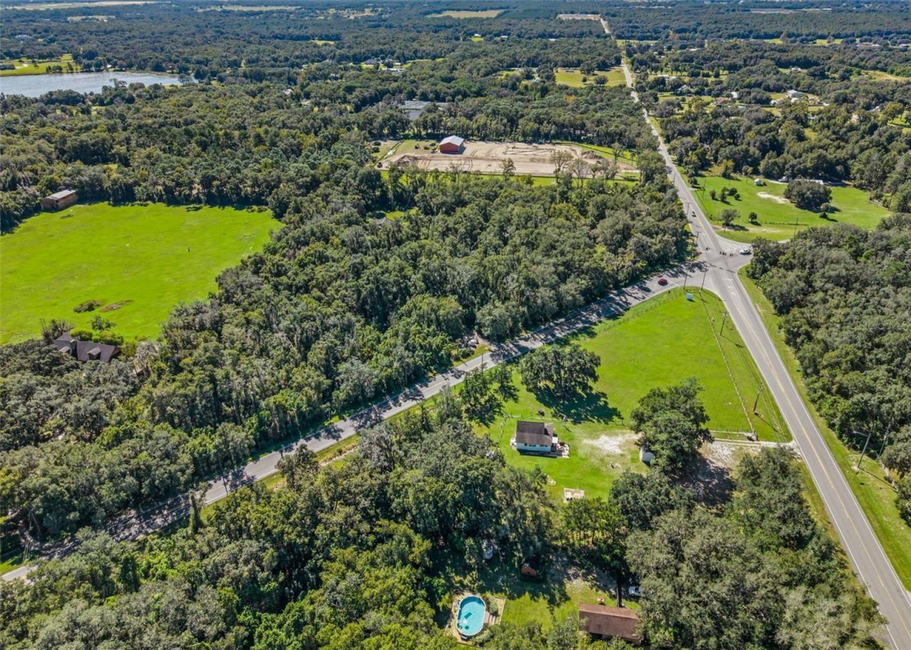 21520 County Road 44a , Eustis, FL 32736 Photo