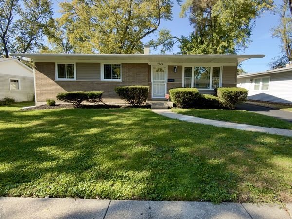 15722 Woodlawn East Avenue , South Holland, IL 60473