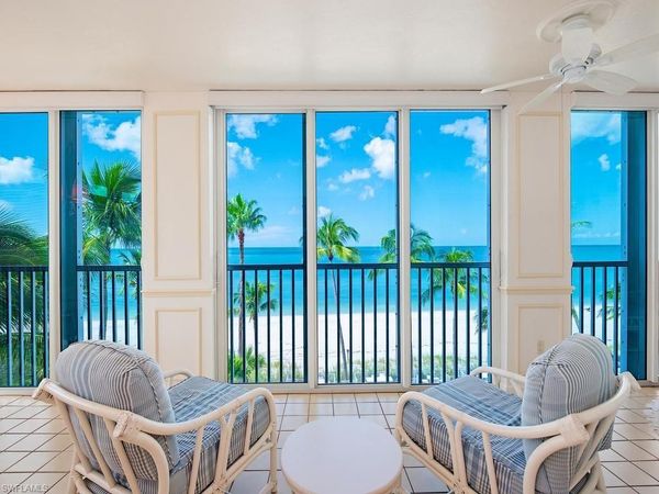 3377 Gulf Shore BLVD N, Unit 4D, NAPLES, FL 34103