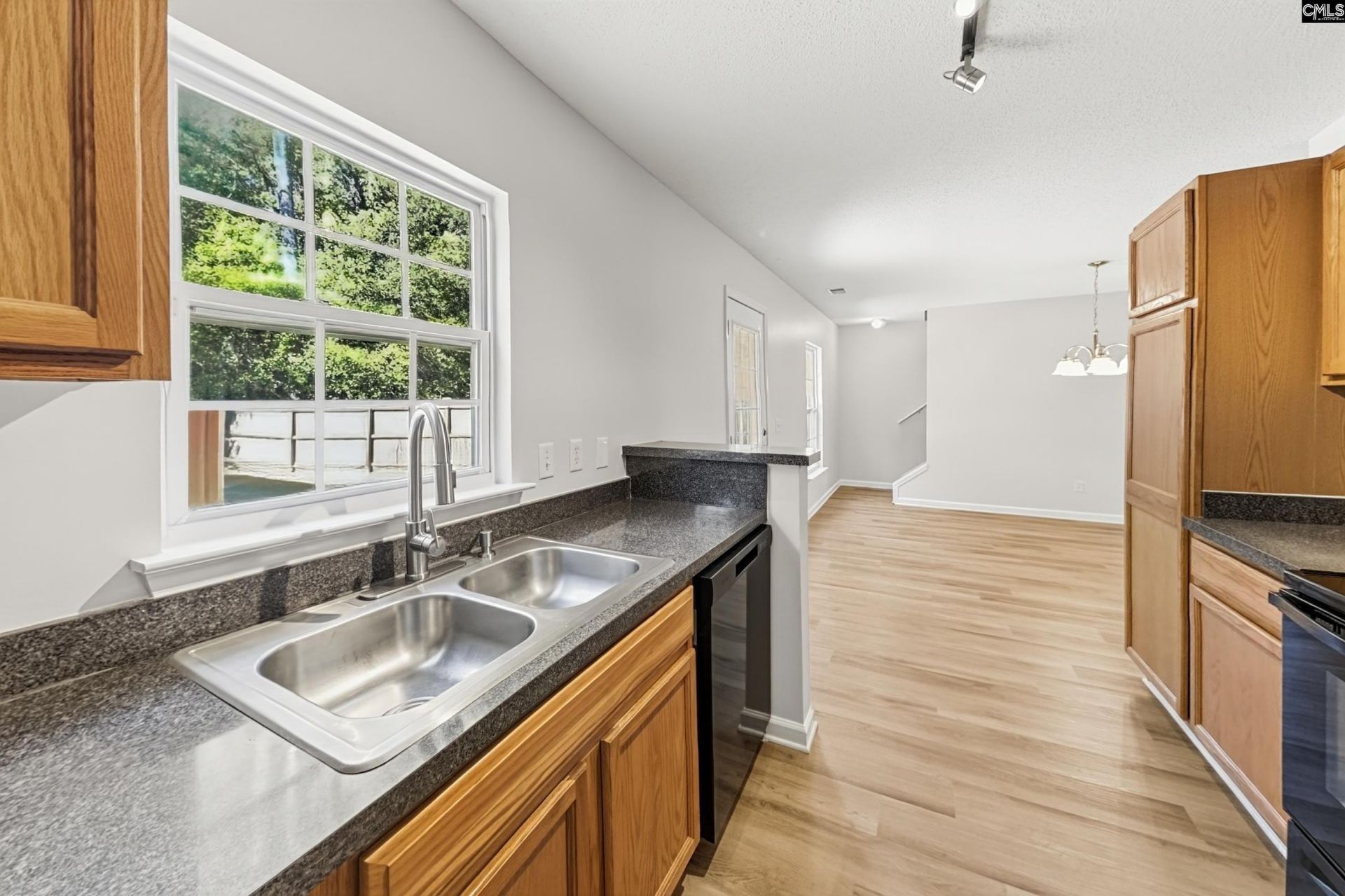 213 Arbor Falls Drive Photo 8