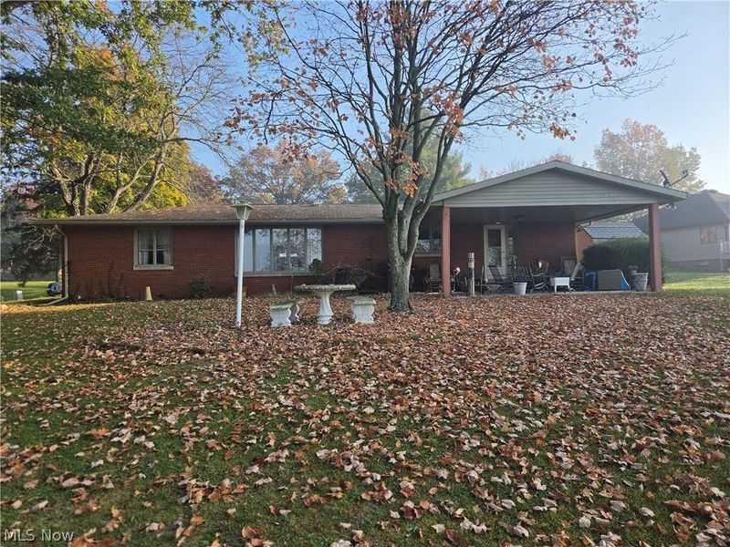 10560 Laurens Drive NE, Bolivar, OH 44612 Photo 3