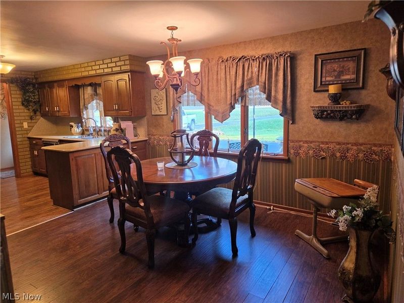 10560 Laurens Drive NE, Bolivar, OH 44612 Photo 6