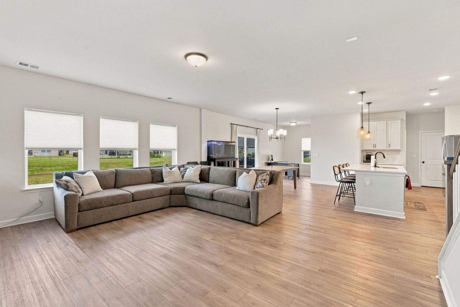 1884 Villena Dr.  Photo 35