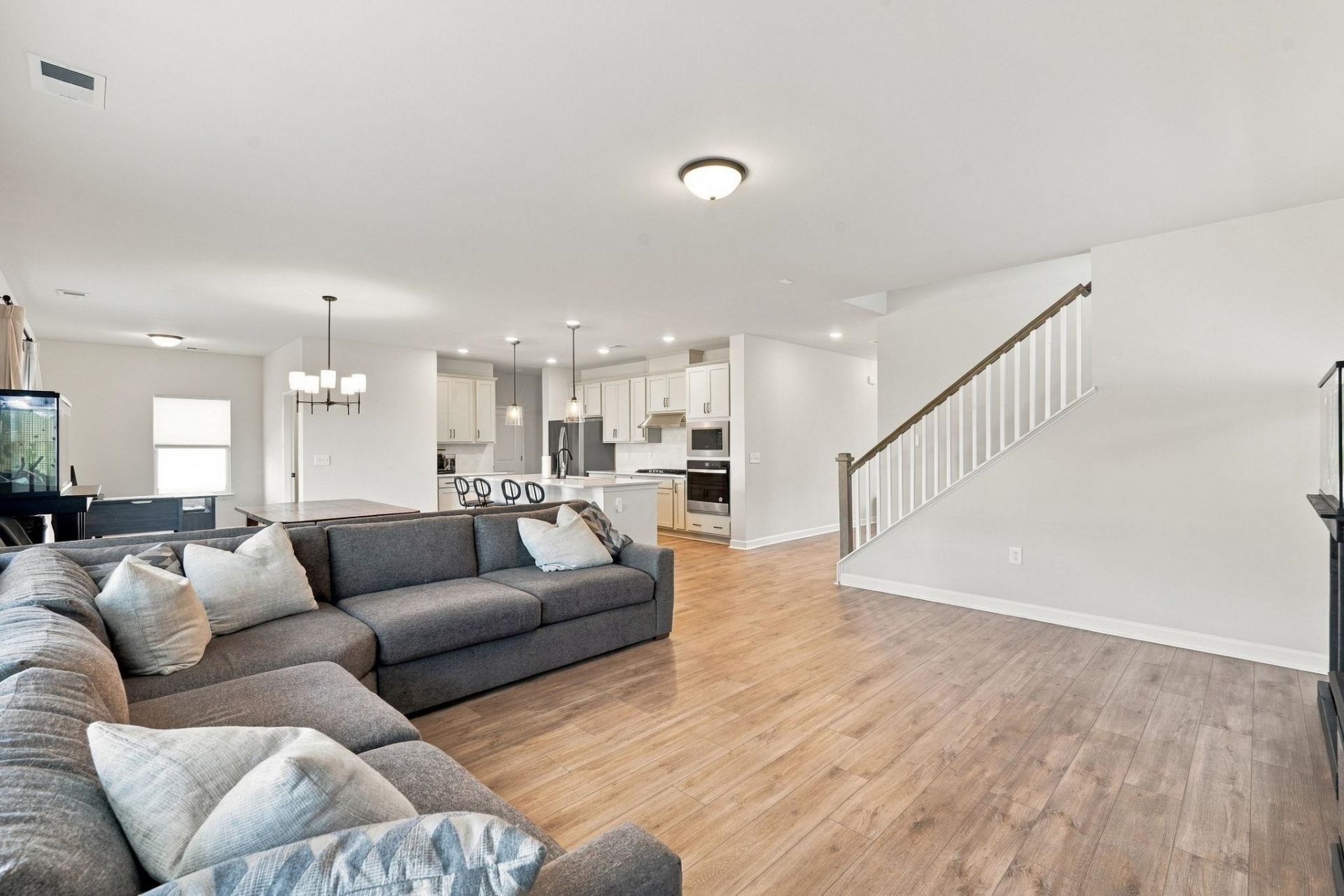 1884 Villena Dr.  Photo 36